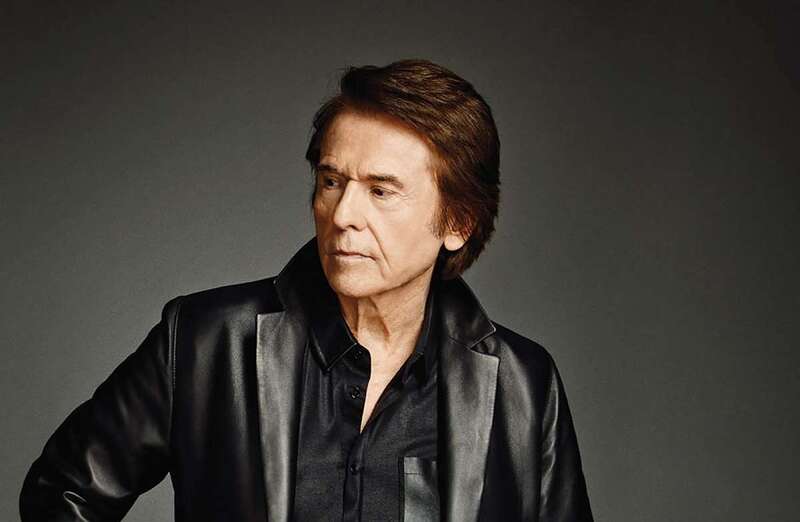 Raphael volverá en octubre a los escenarios grancanarios (Foto TA)